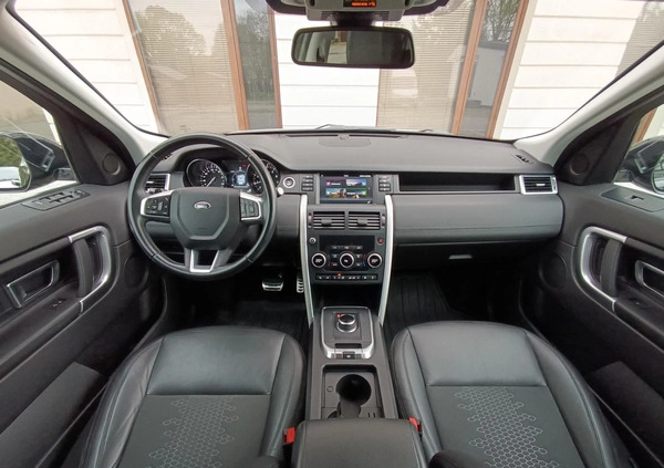 Land Rover Discovery Sport cena 99900 przebieg: 98000, rok produkcji 2019 z Warszawa małe 301